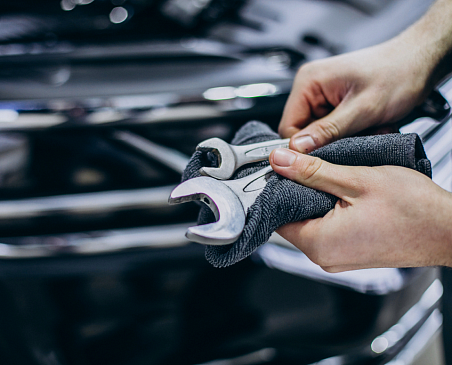 ГОД БЕЗ ЗАБОТ